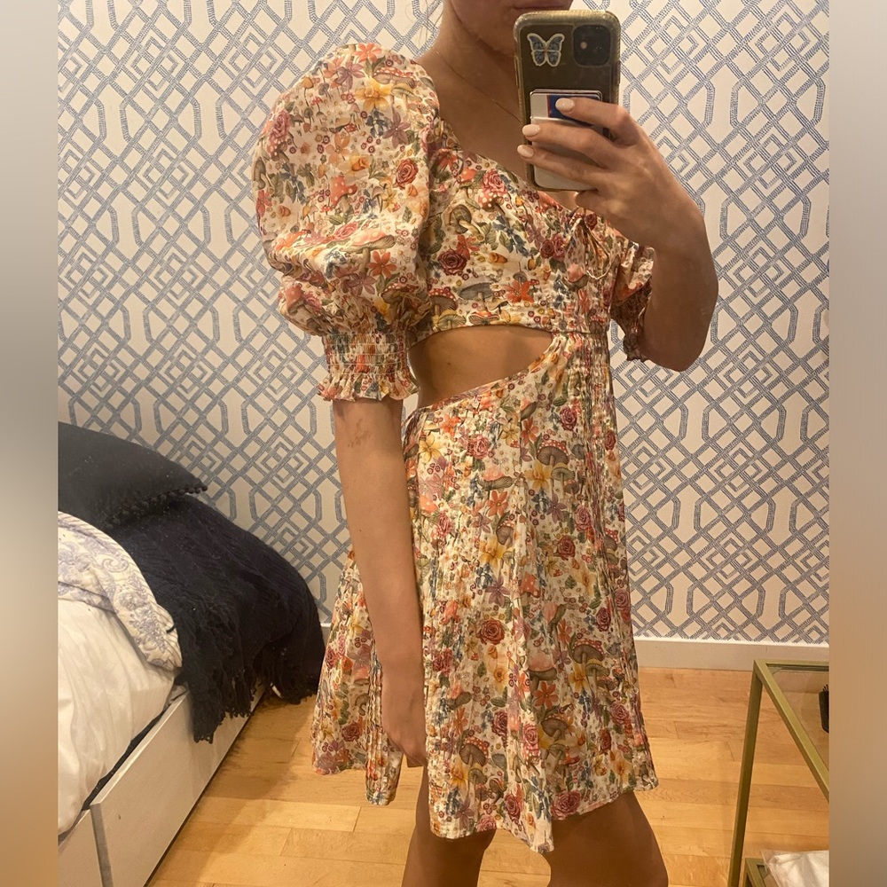 For love and lemons mini